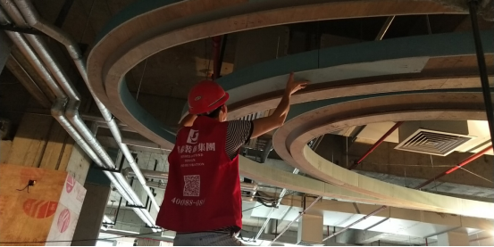 辦公室裝修和工業(yè)廠房裝修的區(qū)別是什么？