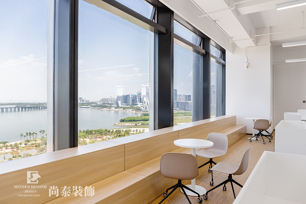 什么是公裝項目中的軟膜？
