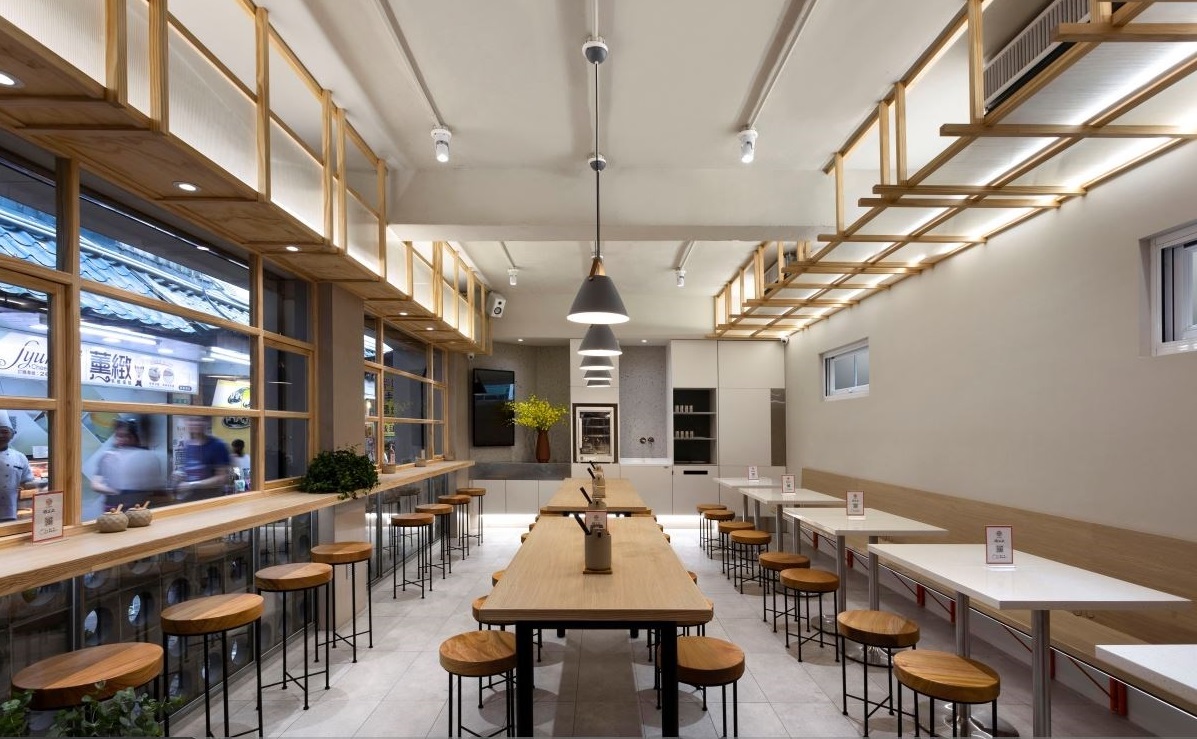 餐飲裝修:老字號魚丸翻新淡水百年建筑，用老建材混搭新設(shè)計傳承老滋味
